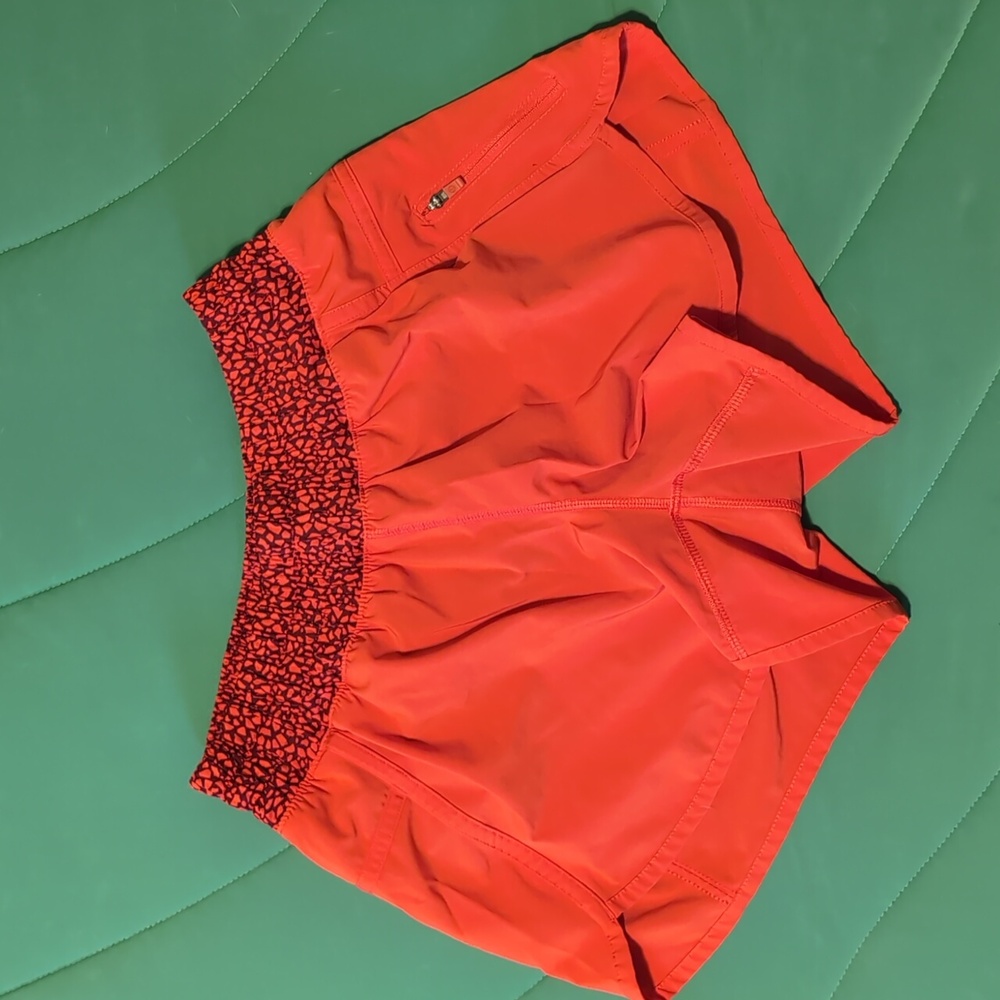 Lululemon Tracker Short III *4-way Stretch